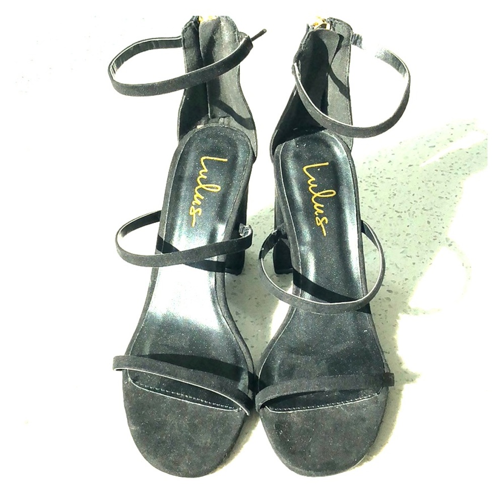 Brand new! Lulus Black Suede Heels - size 7.5